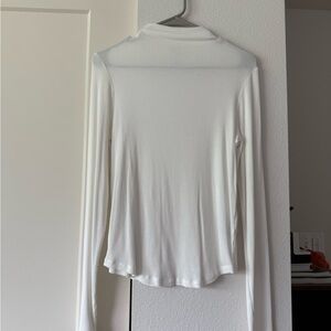 American Eagle Outfitters White Turtleneck Long Sleeve Tee